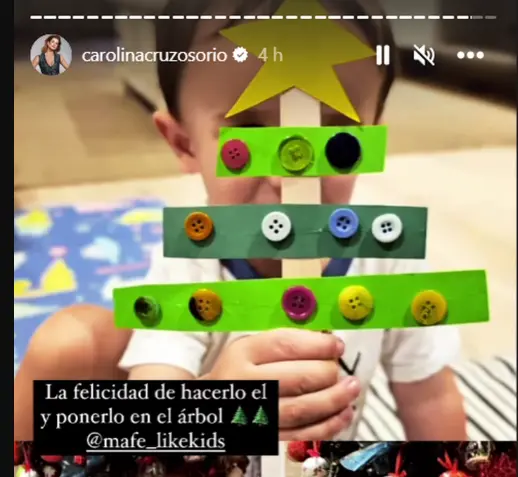 Carolina Cruz a través de su Instagram mostrando el detalle de su hijo