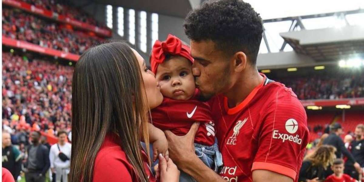 El jugador colombiano no escatimó en gastos para la celebración de su pequeña Roma