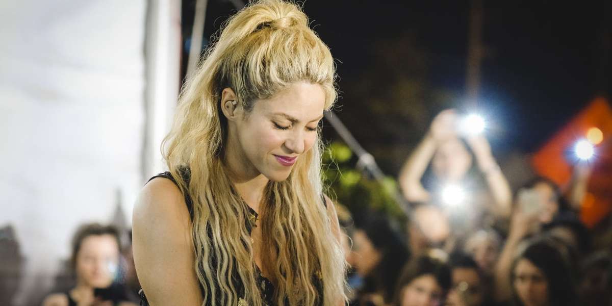 Insólito: Shakira e Isabel Pantoja compartieron la misma pareja: un actor interesado y controversial