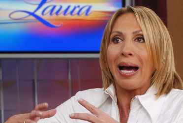 La presentadora peruana sigue prófuga de la justicia luego de vender una propiedad en México que estaba embargada.  
 