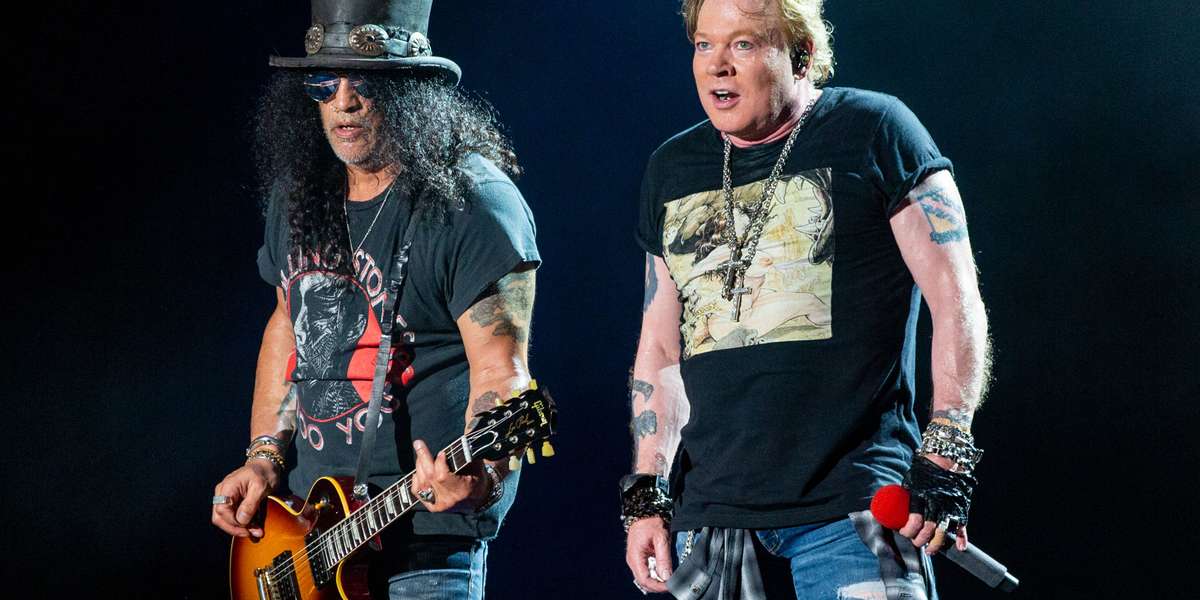 Una de las voces más impactantes del mundo y lider de los Guns N Roses, lleva un vida de excesos 