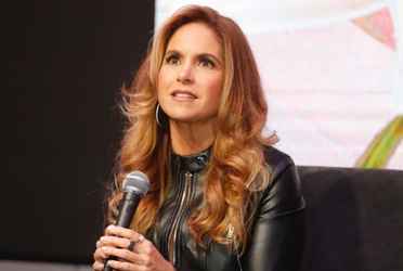 Ante los rumores de su presencia en el polémico catálogo de Televisa, te contamos de la reacción de Lucero y todo lo que confesó.