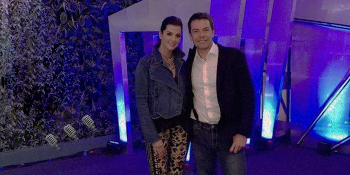 Carolina Cruz le hizo un sensual baile a Iván Lalinde frente a las cámaras del programa matutino de ‘Día a Día’
