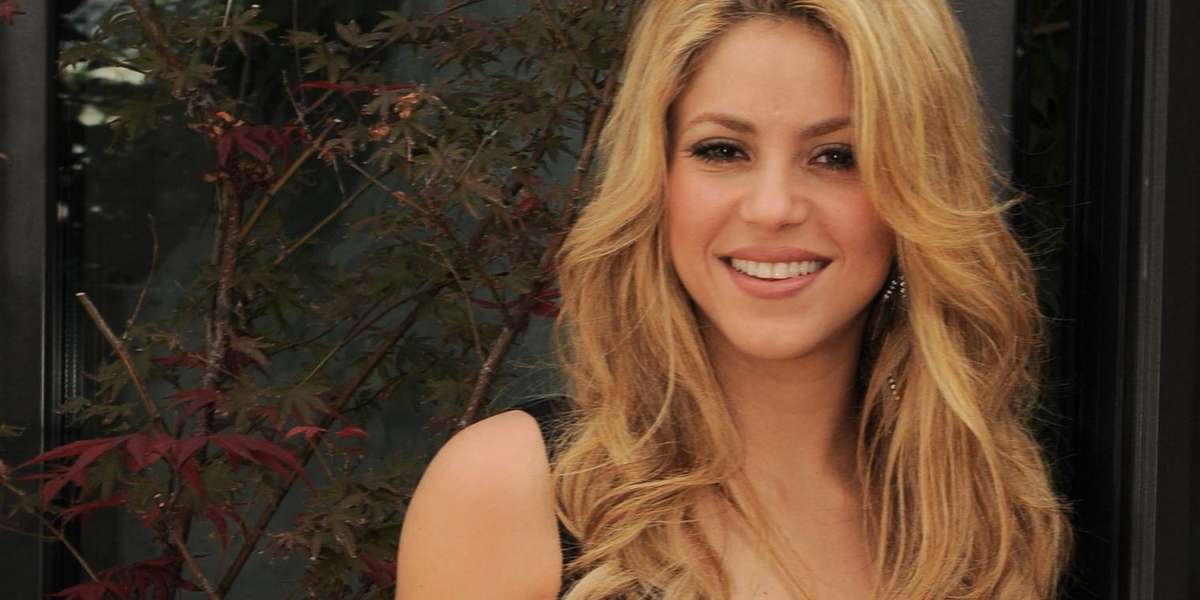 Cristina Cárdenas, una de las exempledas de la cantante colombia, contó varias de experinecias con la artista.