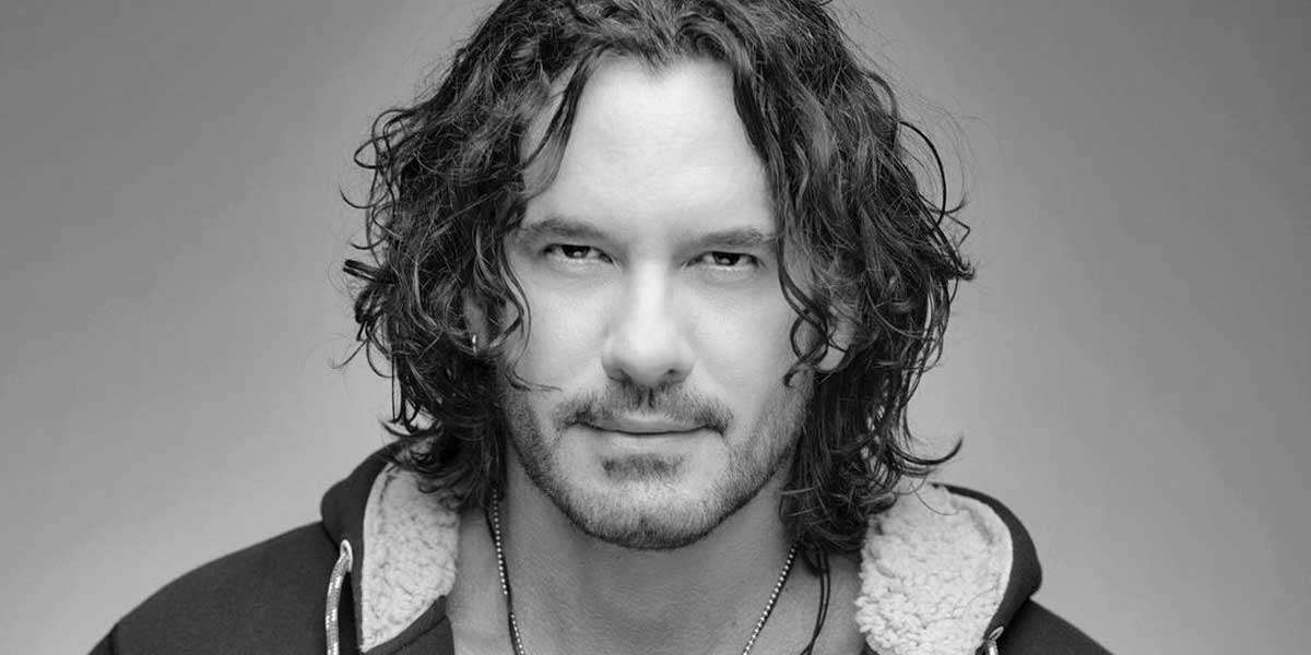 El actor cubano de 49 años le concedió una entrevista a la periodista María Celeste Arrarás para hablar de la delicada salud de su madre.