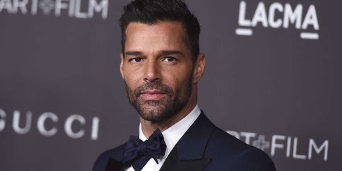 El artista realiza ciertos rituales minutos antes de cada show aunque lo tilden de extraño.