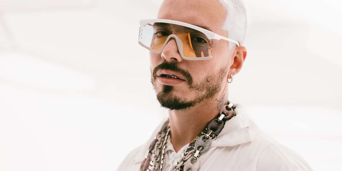 El cantante de 36 años sigue atravesando momentos muy complicados con respecto a su carrera.  