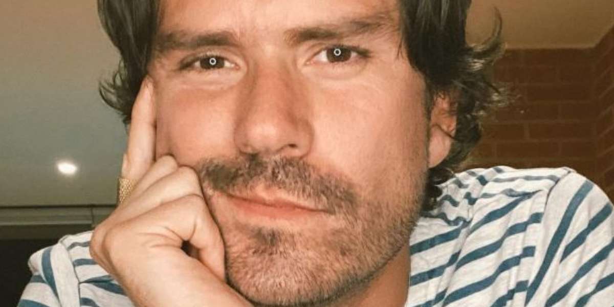 El cantante caleño estaría saliendo con una actriz ecuatoriana.