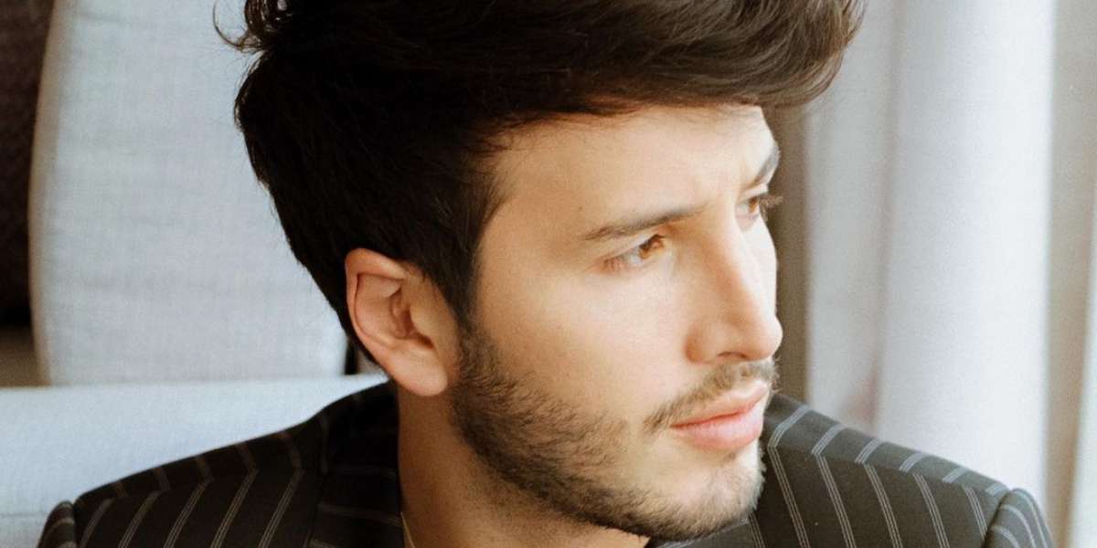 El cantante colombianos de 26 años ya tiene una fortuna acumulada gracias a sus éxitos musicales y a sus jugosos contratos de publicidad.