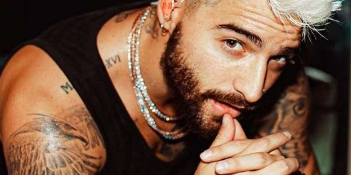 El cantante decidió presumir sus autos en la ciudad que lo vio nacer.