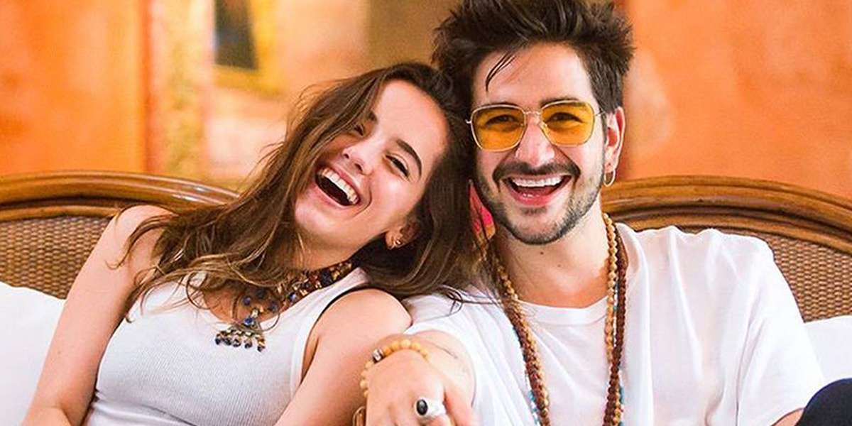 El cantante no pierde oportunidad para mostrar su afecto por su esposa.