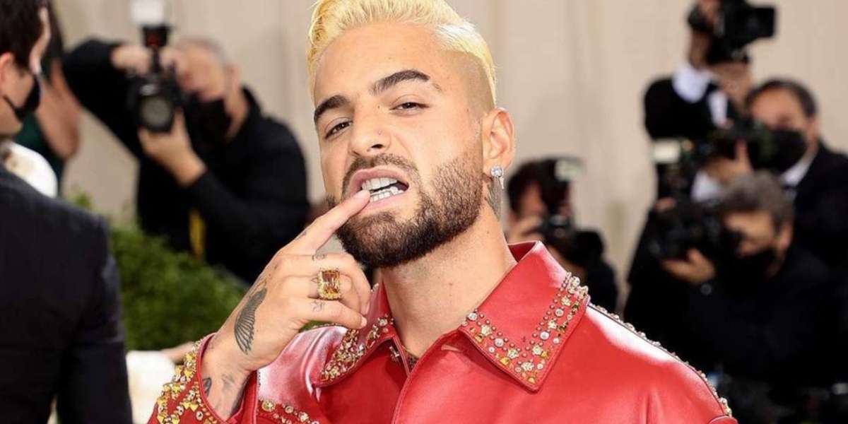 El cantante trato de hacer su mejor cara con este insidente 