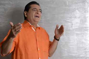 El cantante vallenato murió el pasado 28 de febrero de 2021 luego de complicarse de salud al tener Covid-19. La industria musical sigue de luto al despedirse de un ícono.