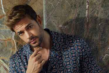 El heredero del actor y de Elizabeth Gutiérrez se perfila como todo un galán.