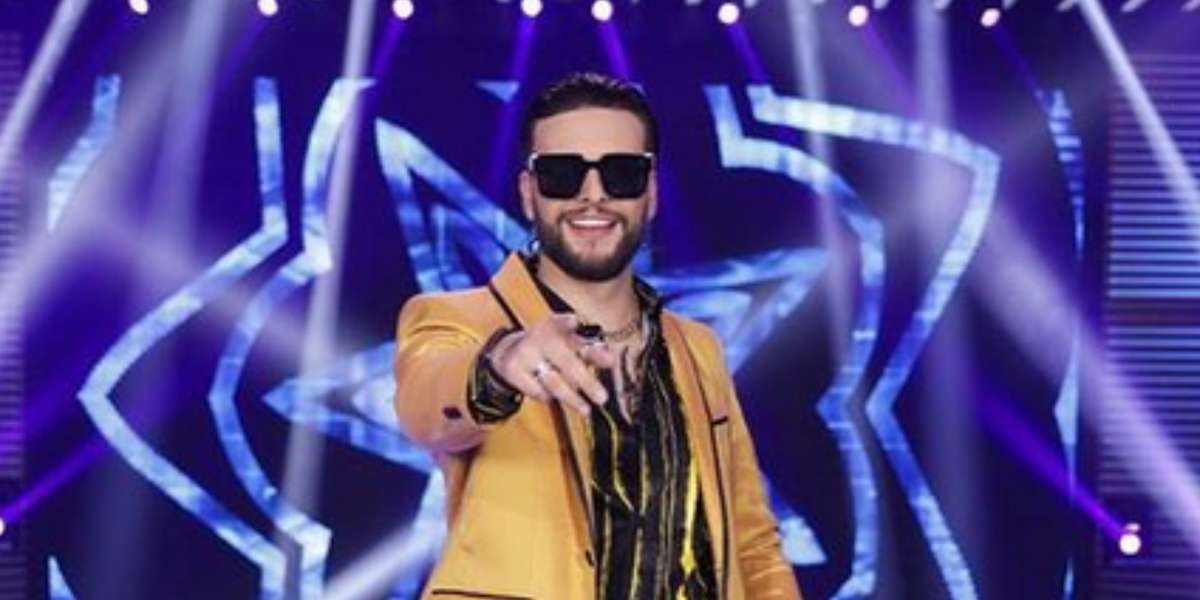 El imitador aseguró que cumplirá pronto su sueño de tener su propia aeronave.