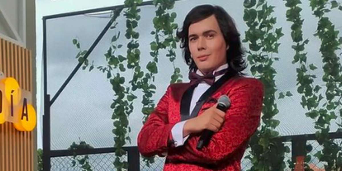El imitador dejó maravillada a una diva de música popular.