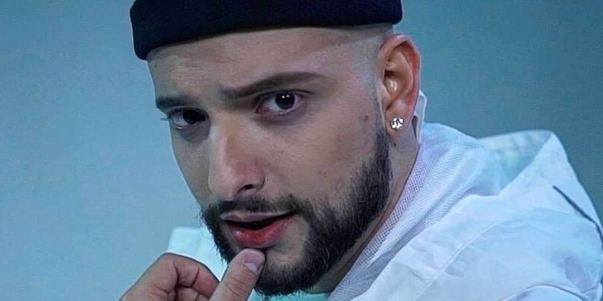 El imitador se vio envuelto en un escándalo al haber sido el causante de un rompimiento.