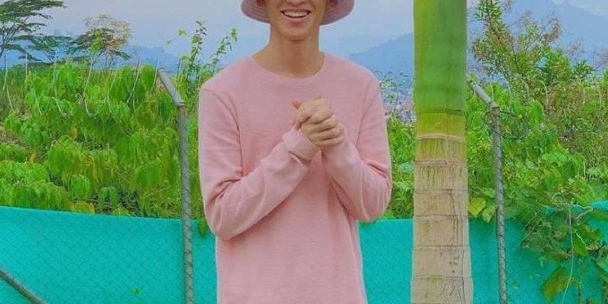 El influencer colombiano encaró a su novia y le sacó una información que nadie se imaginó utilizando un detector de mentiras.