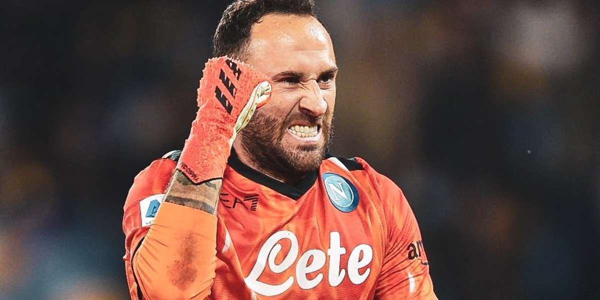 El jugador de futbol tiene el privilegio de vivir como los dioses.