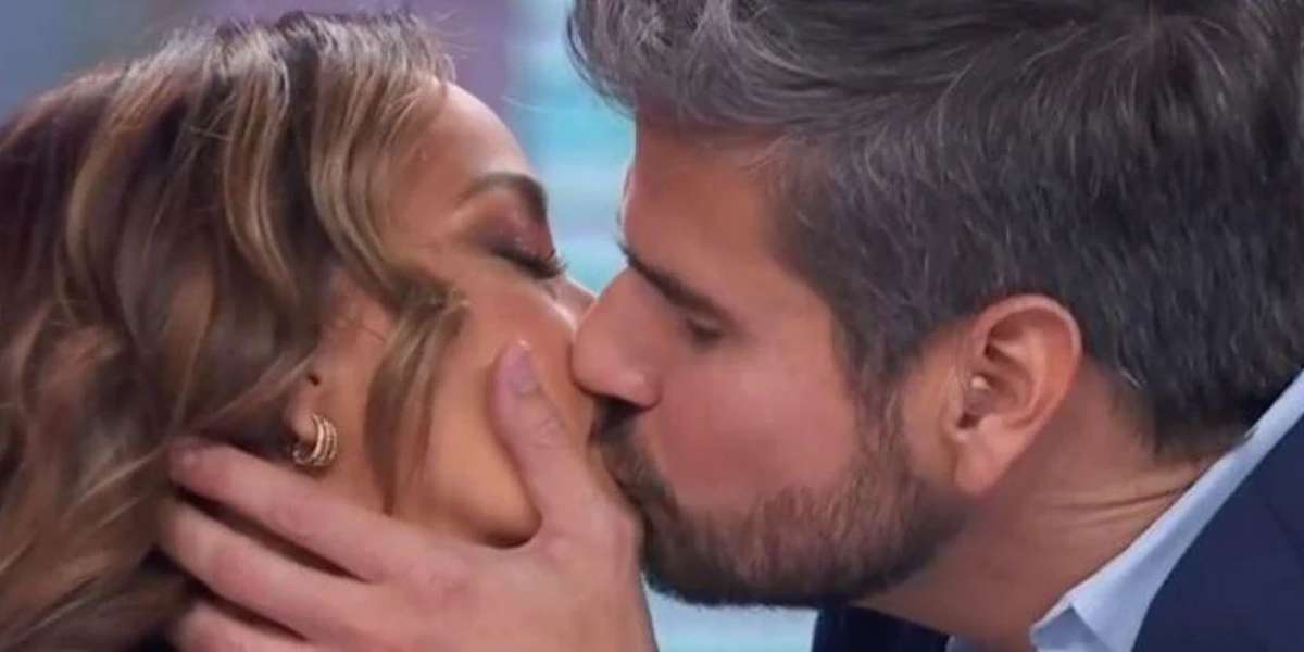 El motivo real de la salida de Adamari López de Telemundo es uno de los temas más hablados por los últimos días