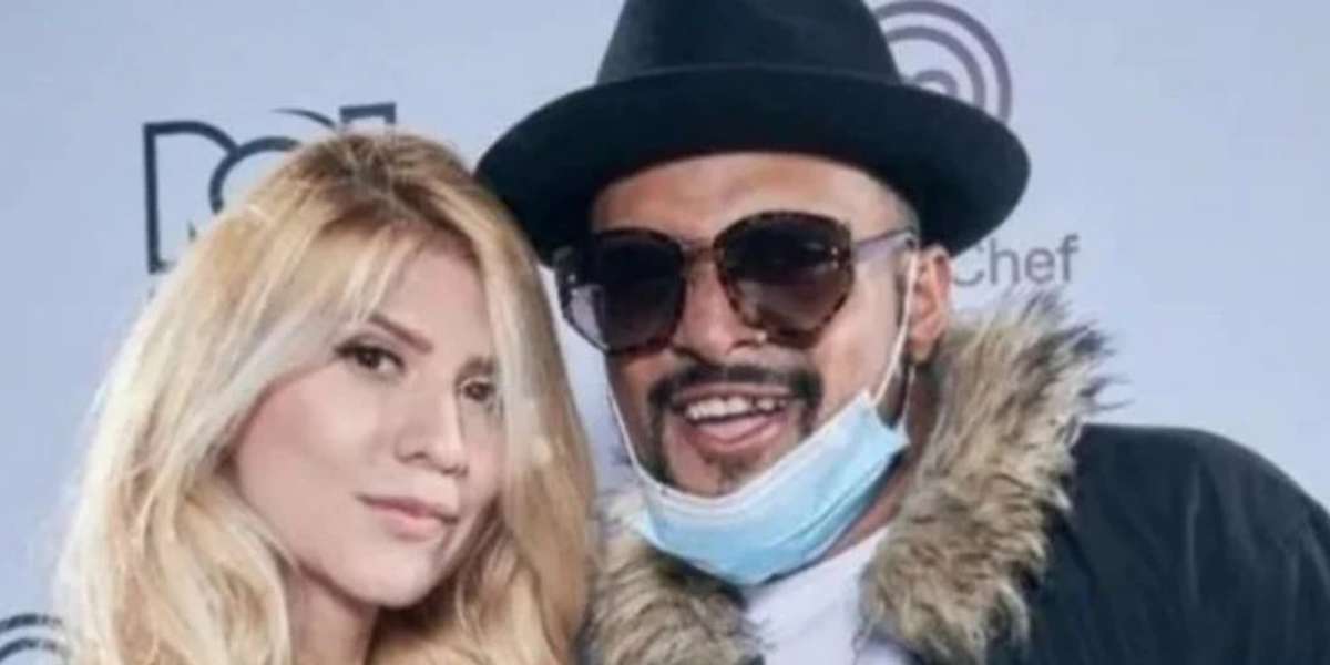 El ñero creador del "toxitour", posee una escultural novia que ha dejado impresionados a sus fanáticos.
