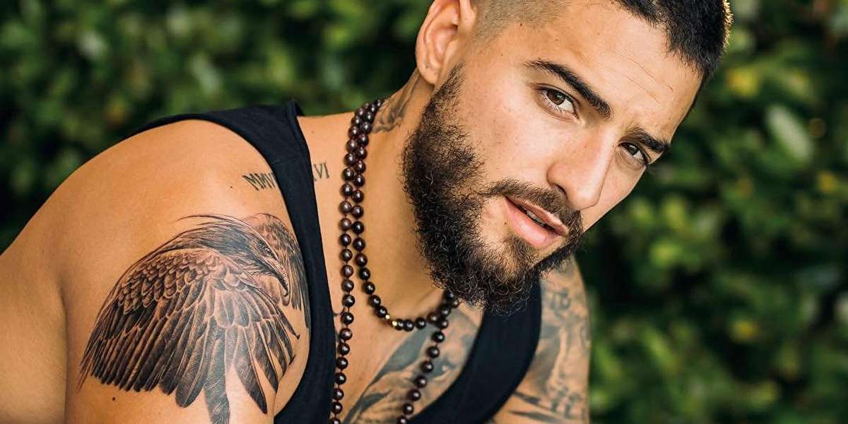 El protagonista de "Marry me", dijo estar enamorado.