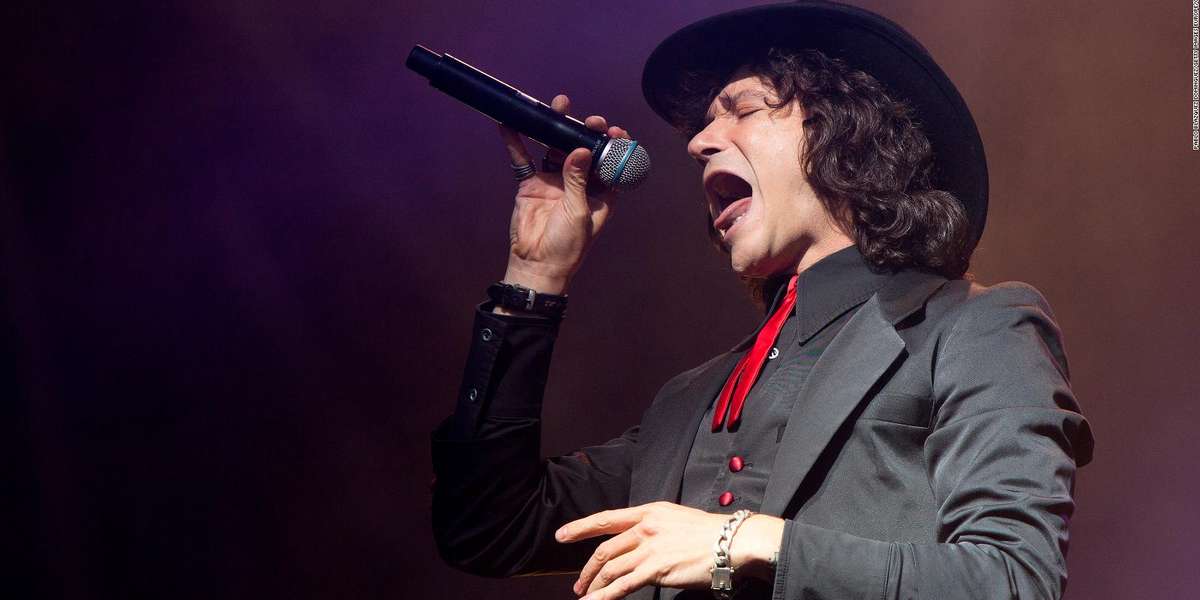 Enrique Bunbury sorprendió a sus seguidores con el comunicado en sus redes sociales