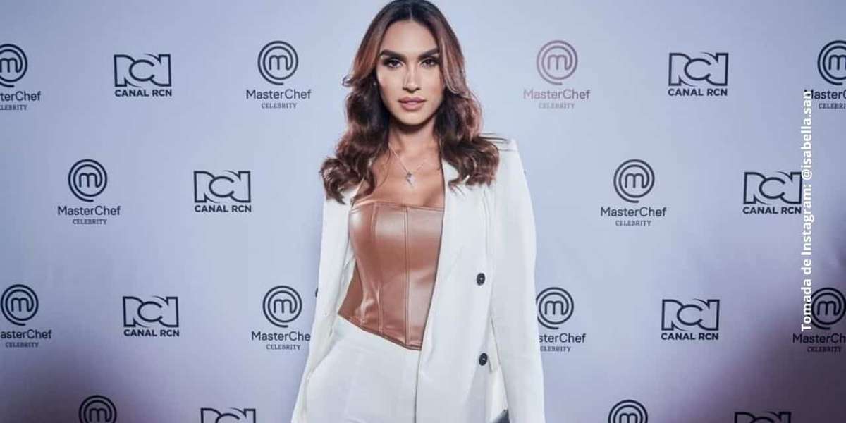 Isabella Santiago la actriz que sorprende en MasterChef Colombia con su talento en la cocina. 