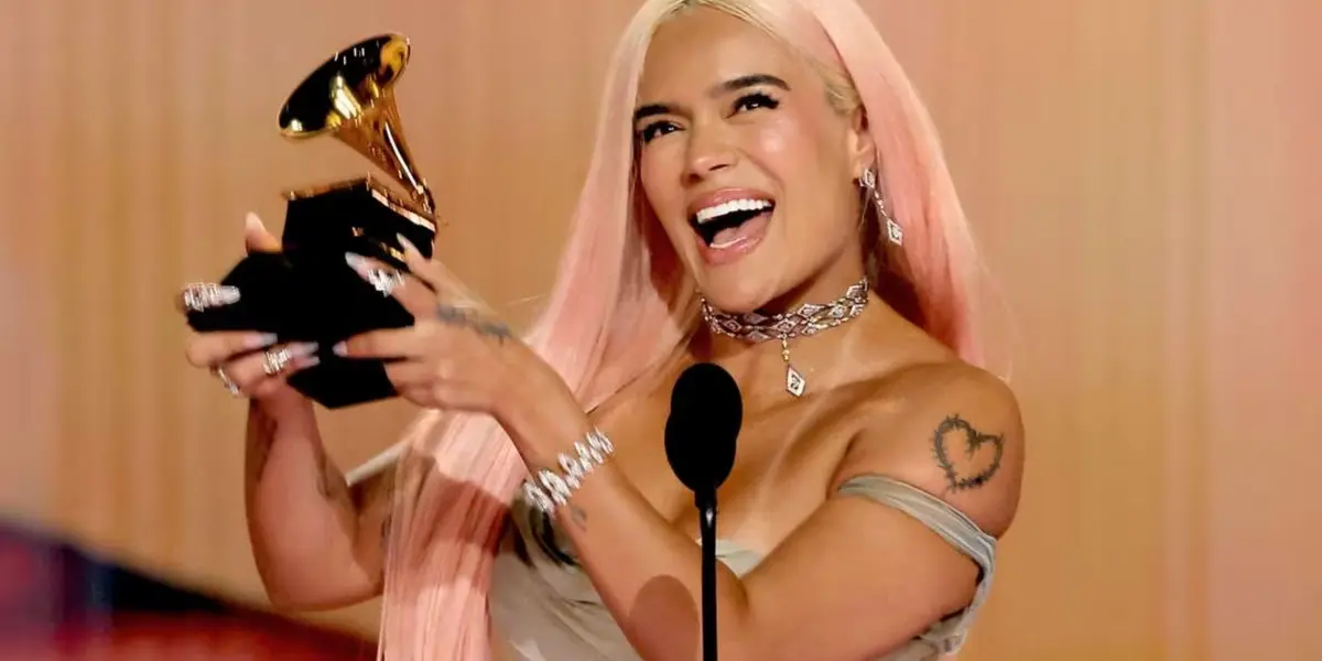 Karol G en los Premios Grammy 2024. Imagen tomada de El Espectador