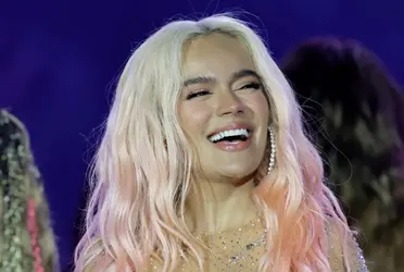 Karol G sonriendo. Imagen tomada de EUROPA FM
