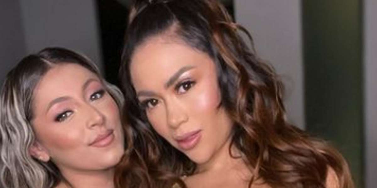 Karol Samantha había llegado en compañía de su famosa novia, quien era una de las invitadas.