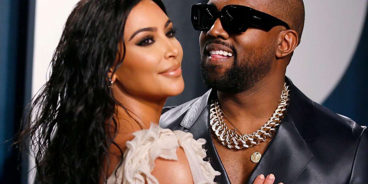 Kim Kardashian estaría cansada de seguir intentando que su relación con Kanye West funcione, aunque el cantante está trabajando en su salud, la empresaria no sabe si debe priorizar su bienestar y el de sus hijos por encima de los votos de matrimonio.