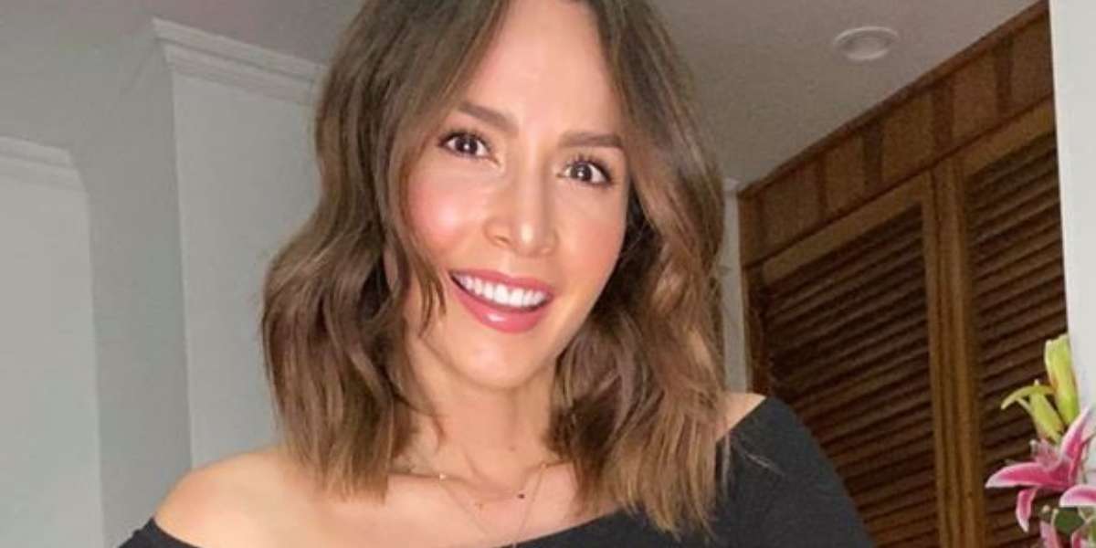 La actriz colombiana de 37 años sorprendió a sus seguidores con un adelanto de la mansión en donde reside.