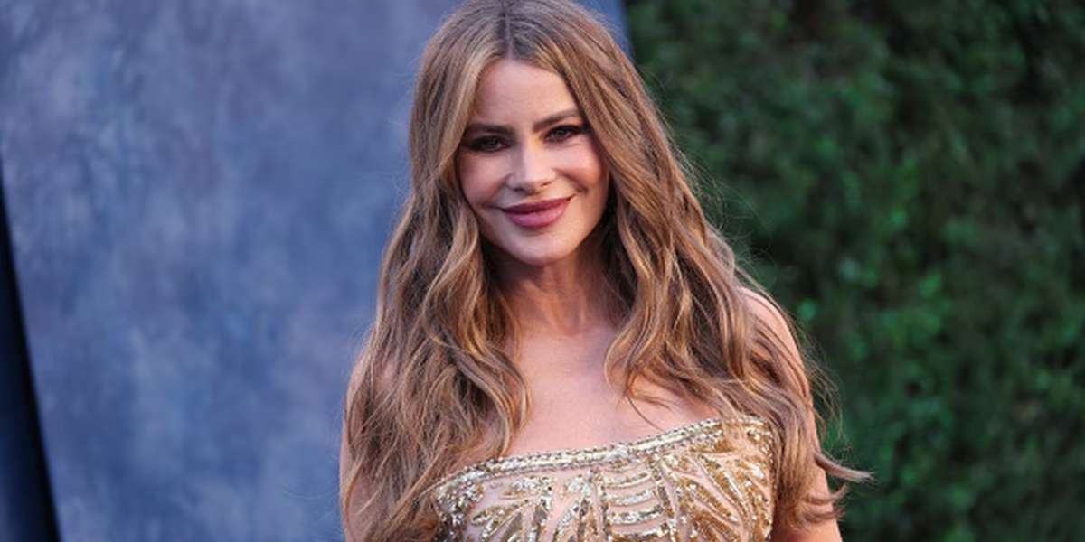 La actriz colombiana habló por primera vez en una entrevista sobre su divorcio del actor Joe Mangianello