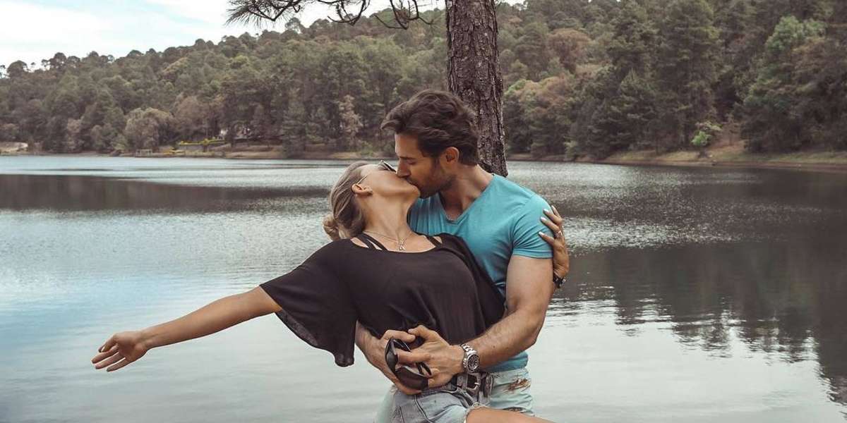 La actriz francesa Angelique Boyer parece no disfrutar mucho de una situación y así fue su increíble reacción.