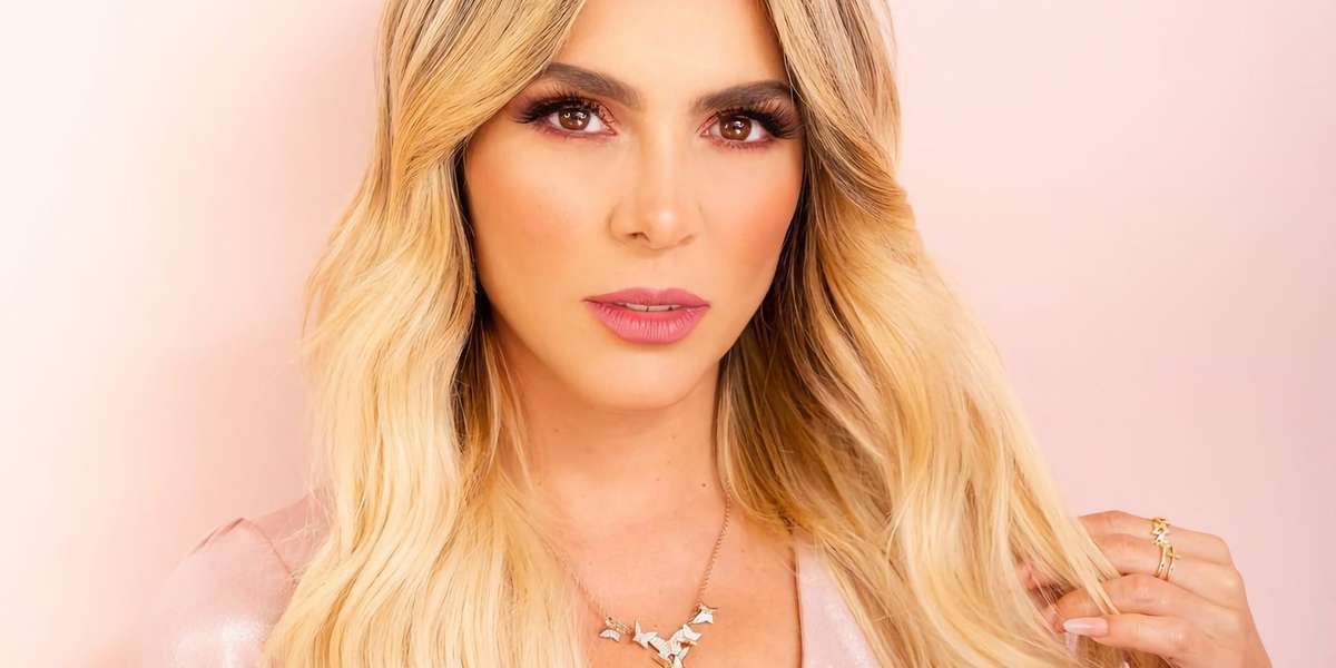 La actriz y presentadora colombiana se sinceró con los televidentes y contó las dos realidades detrás de las cámaras.
