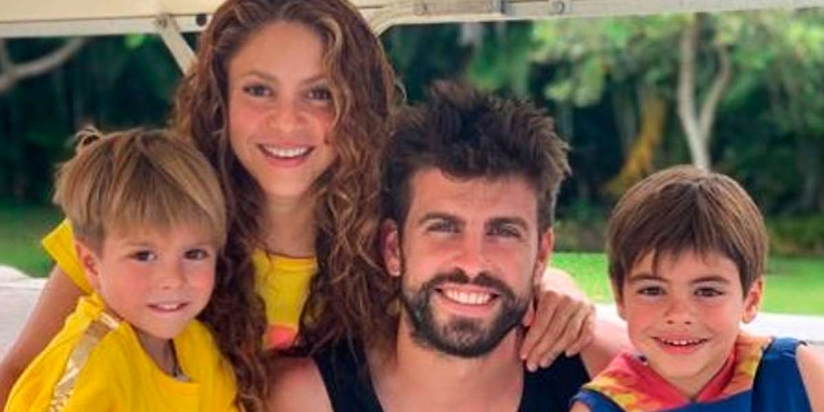 La barranquillera lleva una relación sólida con el futbolista 10 años menor que ella.