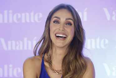 La cantante Anahí de RBD presentó su nueva faceta empresarial y este es su nuevo negocio lejos de la música. Acá van todos los detalles.