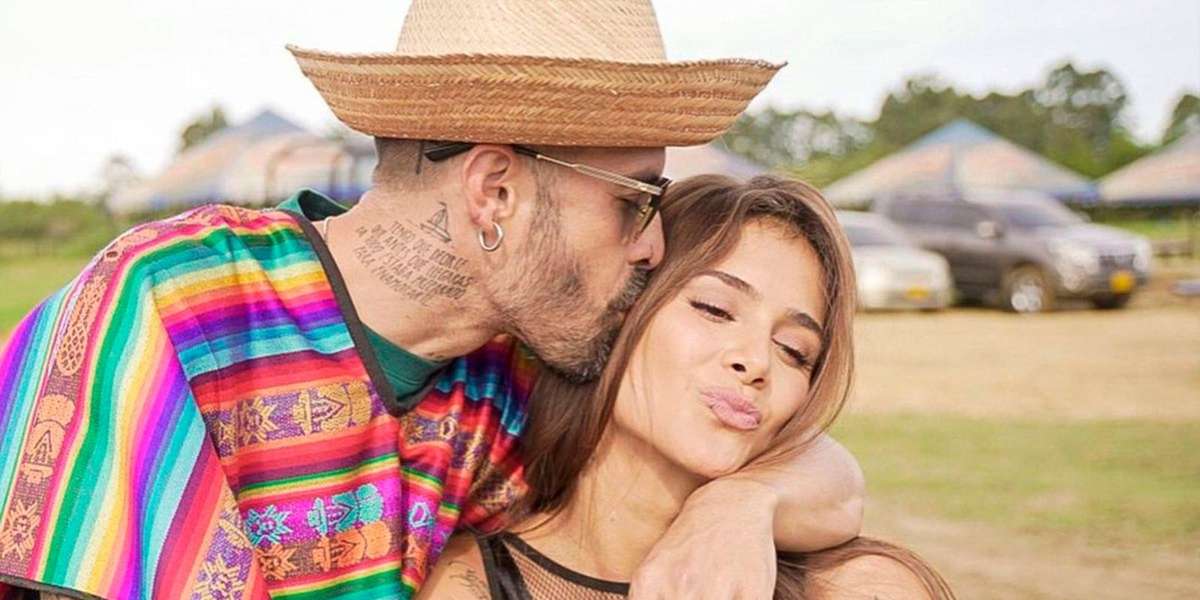 La cantante fue centro de críticas luego de publicar una historia al lado de su bebe