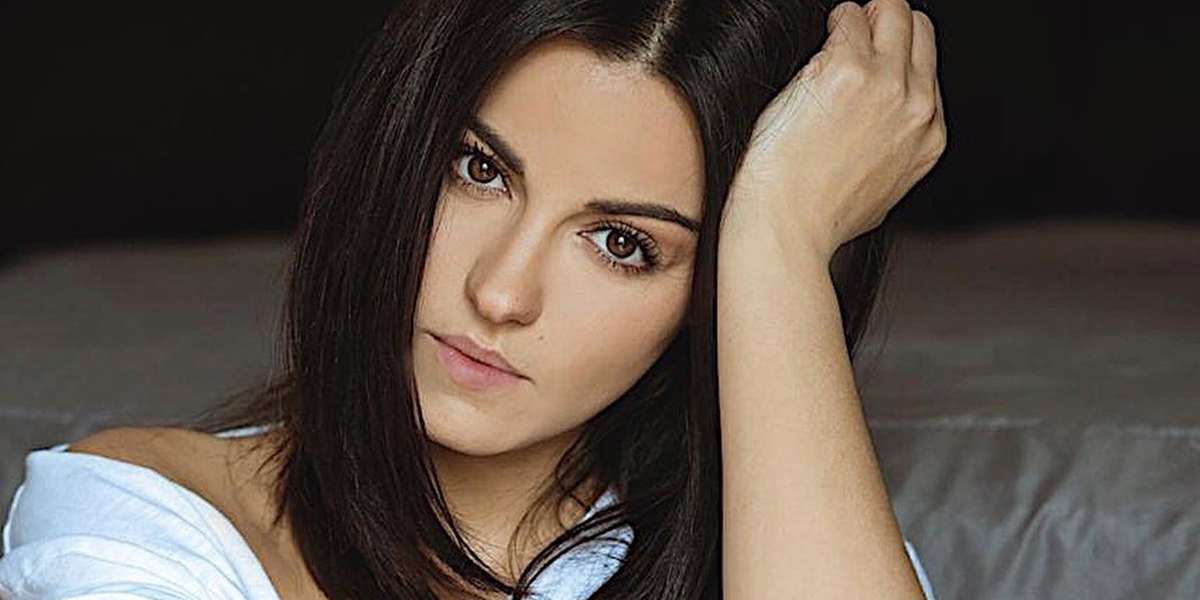 La cantante mexicana se mostró enamorada de Andrés Tovar en las redes sociales.  