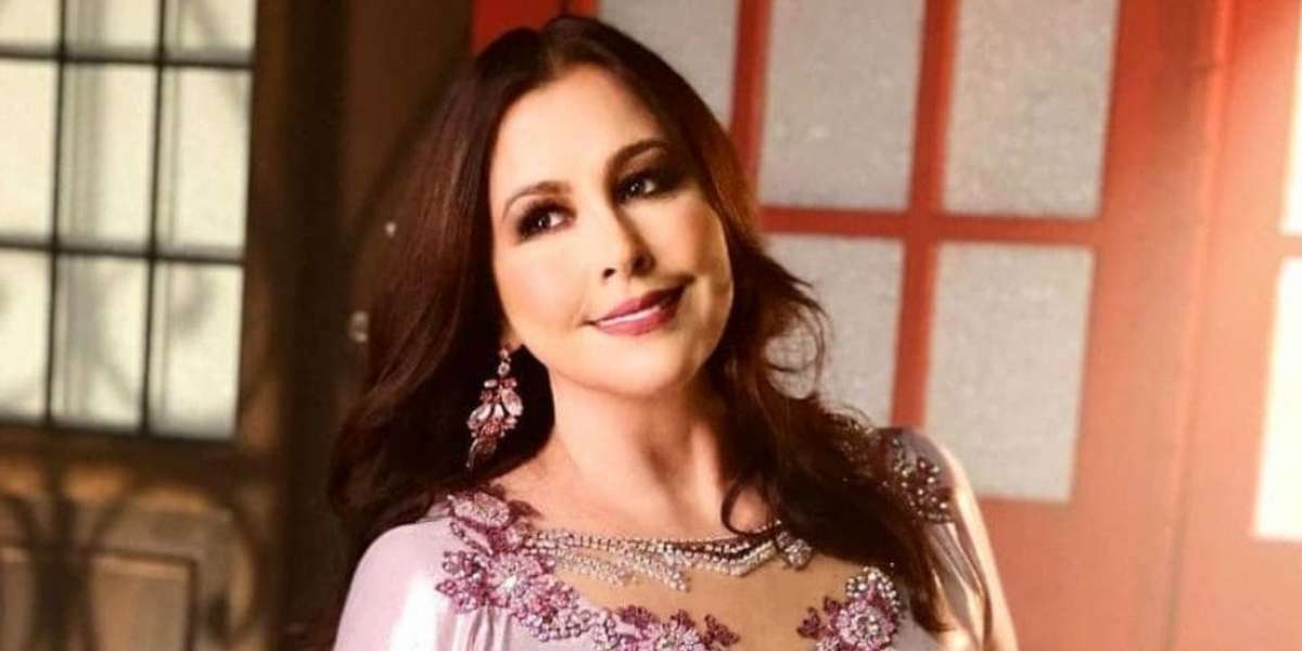La cantante de música ranchera tuvo varios empleos antes de ser conocida en la música.