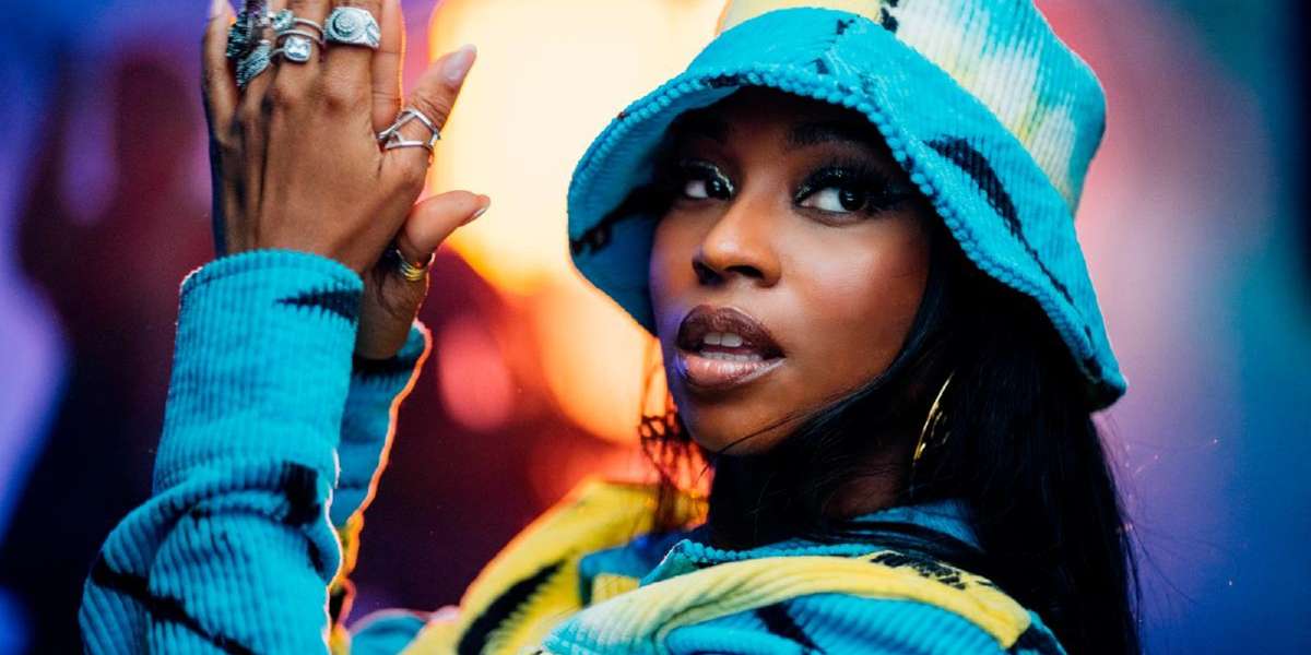 La colombiana llegara con su performance a la tarima de los AMAs