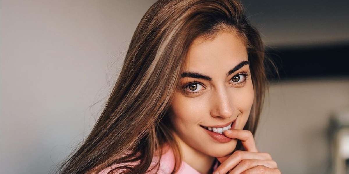 La intérprete cubana habría sido fichada para dar vida a la hija de la emblemática pareja en la continuación del éxito televisivo.