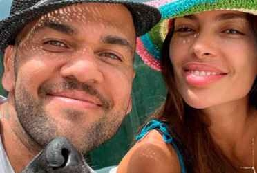 La modelo habría pausado el tema de su divorcio y el motivo habría sorprendido a muchos 