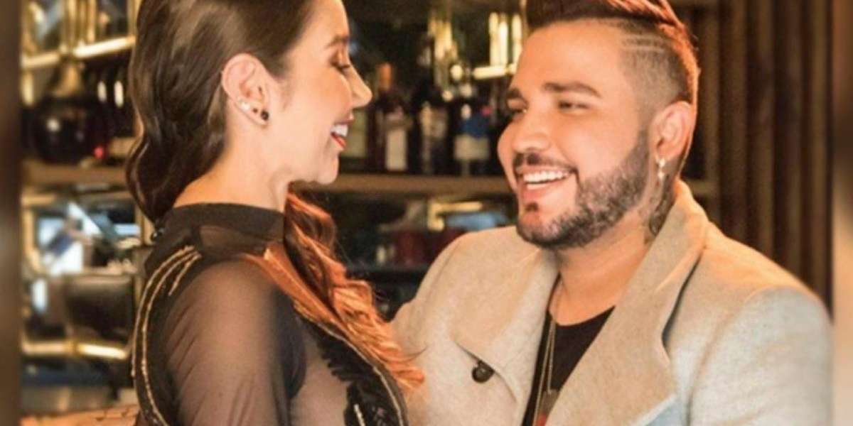 La pareja conformada por los cantantes de música regional no tendrían un final feliz en su relación como esposos. 