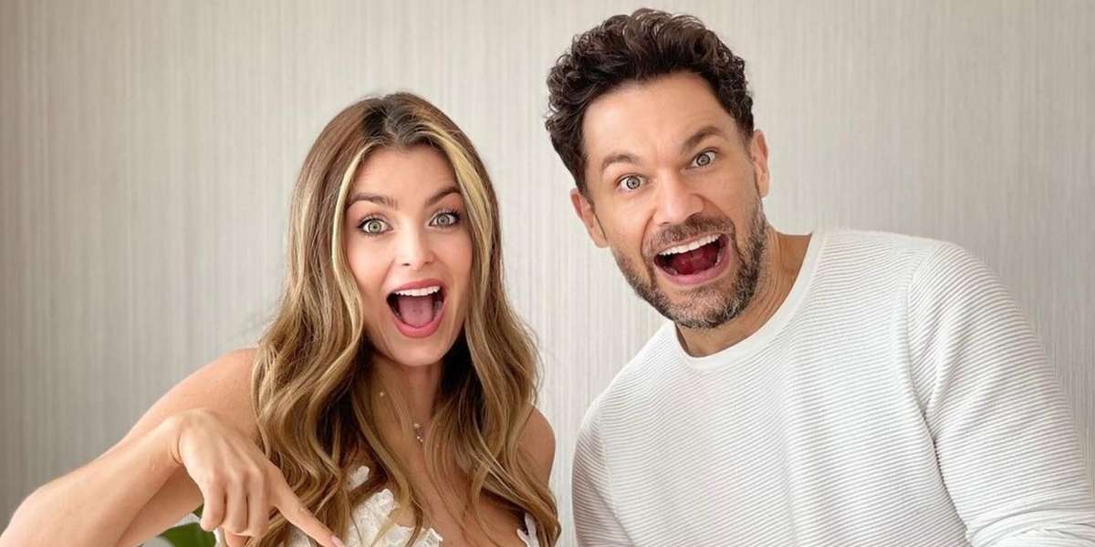 La pareja de famosos finalmente se pronunció sobre la llegada de su tercer hijo.