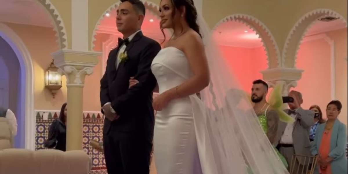 La pareja de recién casados, pasaran su luna de miel en uno de los destinos más paradisíacos del mundo.