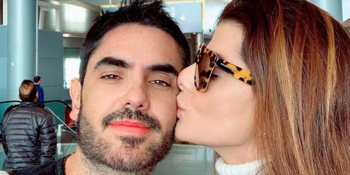La presentadora de 'Día a día', borró toda evidencia de su relación con el actor.