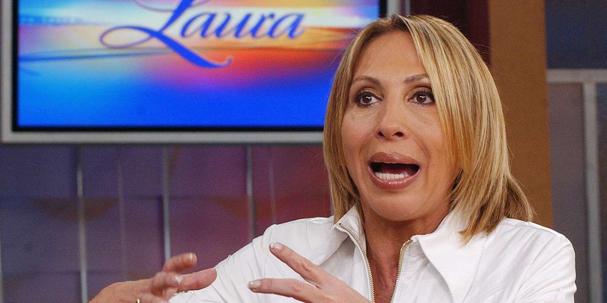 La presentadora peruana sigue prófuga de la justicia luego de vender una propiedad en México que estaba embargada.  
 