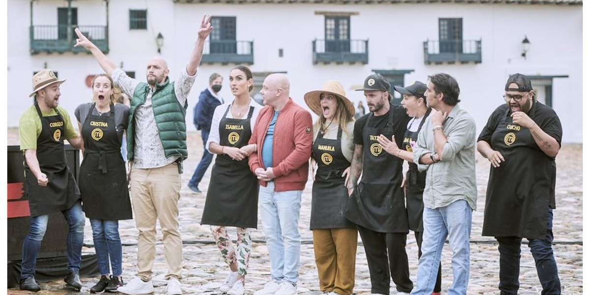Los jurados compiten entre sí en un reto de campo que nos muestra su destreza y cómo trabajan bajo presión.